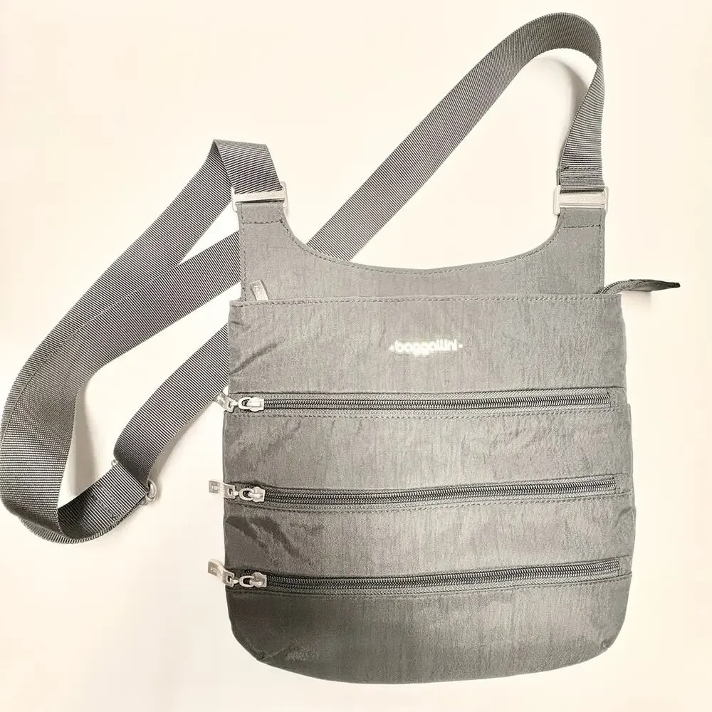 Baggallini Big Zipper Bag RFID Wristlet Black Purple Interior Travel Errands - Picture 2 of 9